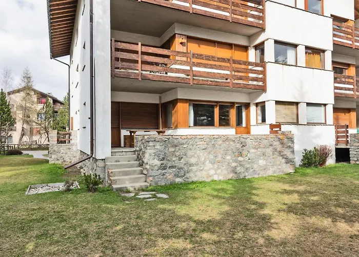 Chesa San Gian Ground Floor - Celerina Daire *